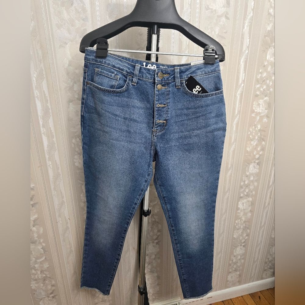 Lee Classic 5 Pockets Blue Jeans NWT